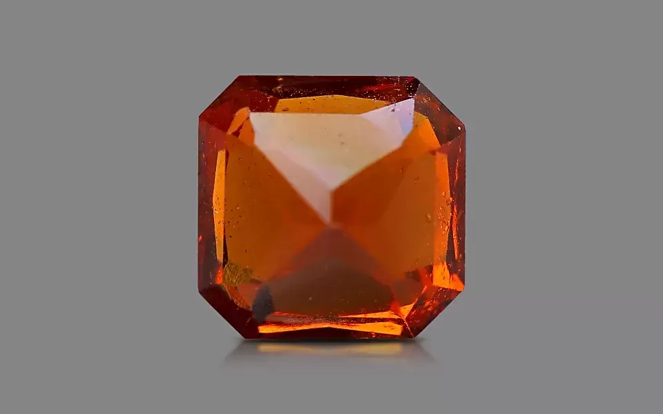 Hessonite (2.24-Carats)