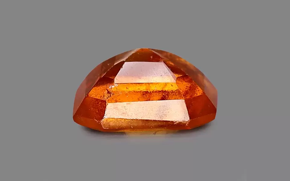 Hessonite (3.73-Carats)