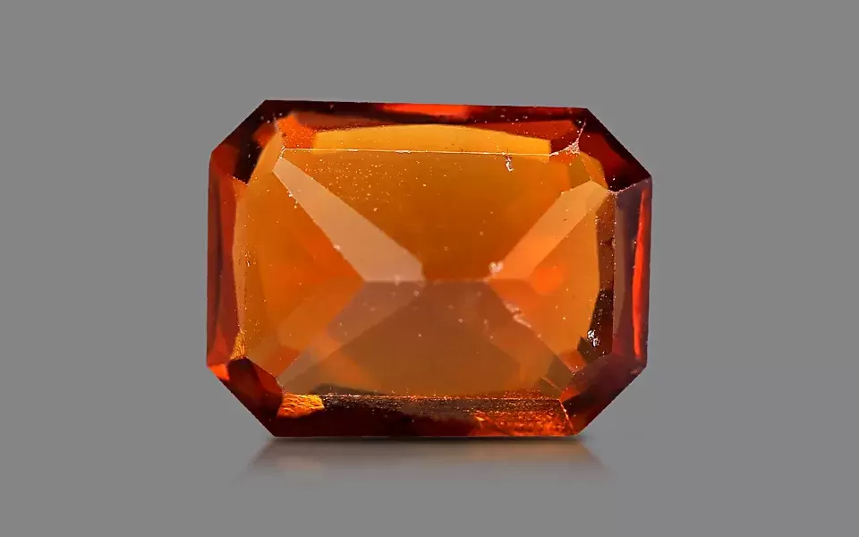 Hessonite (3.97-Carats)