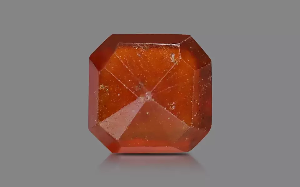 Hessonite (2.90-Carats)